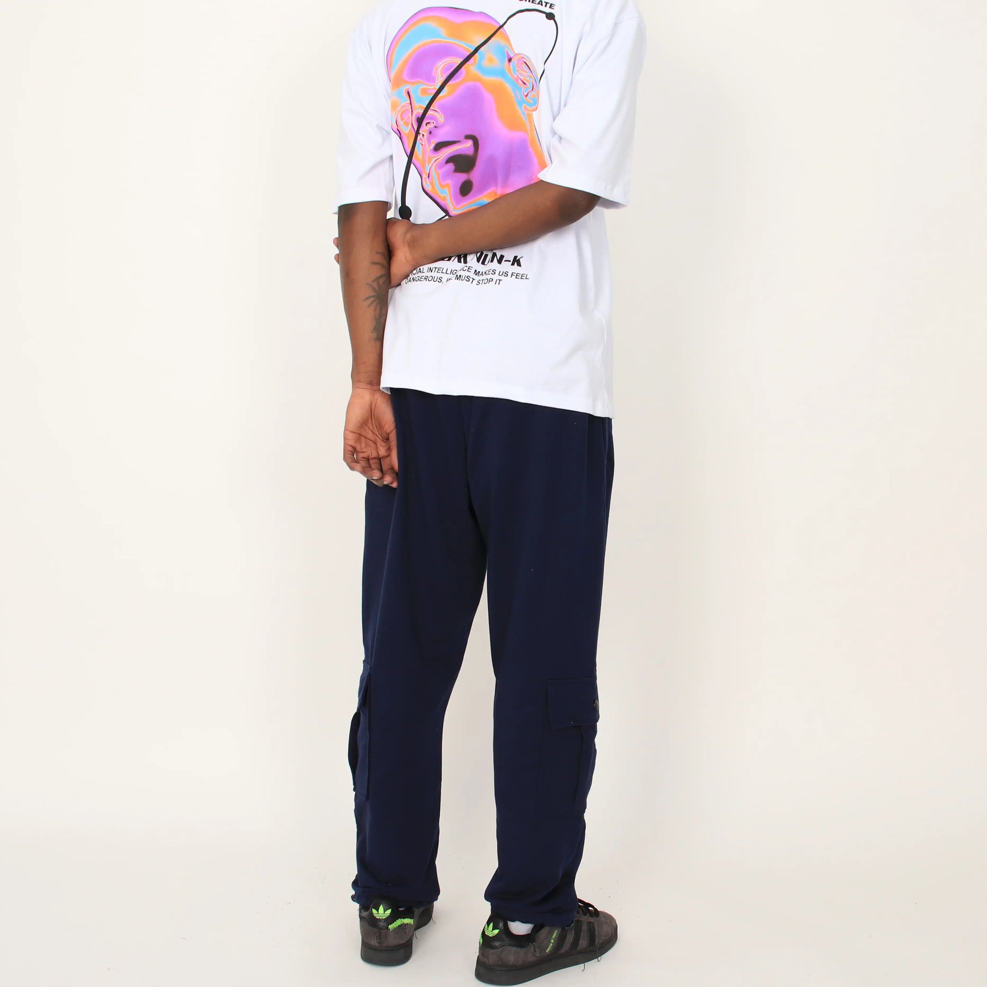 green jogger cargo